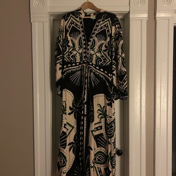 FARM Rio Women's Green and Cream Maxi Dress - Picture 2 of 4